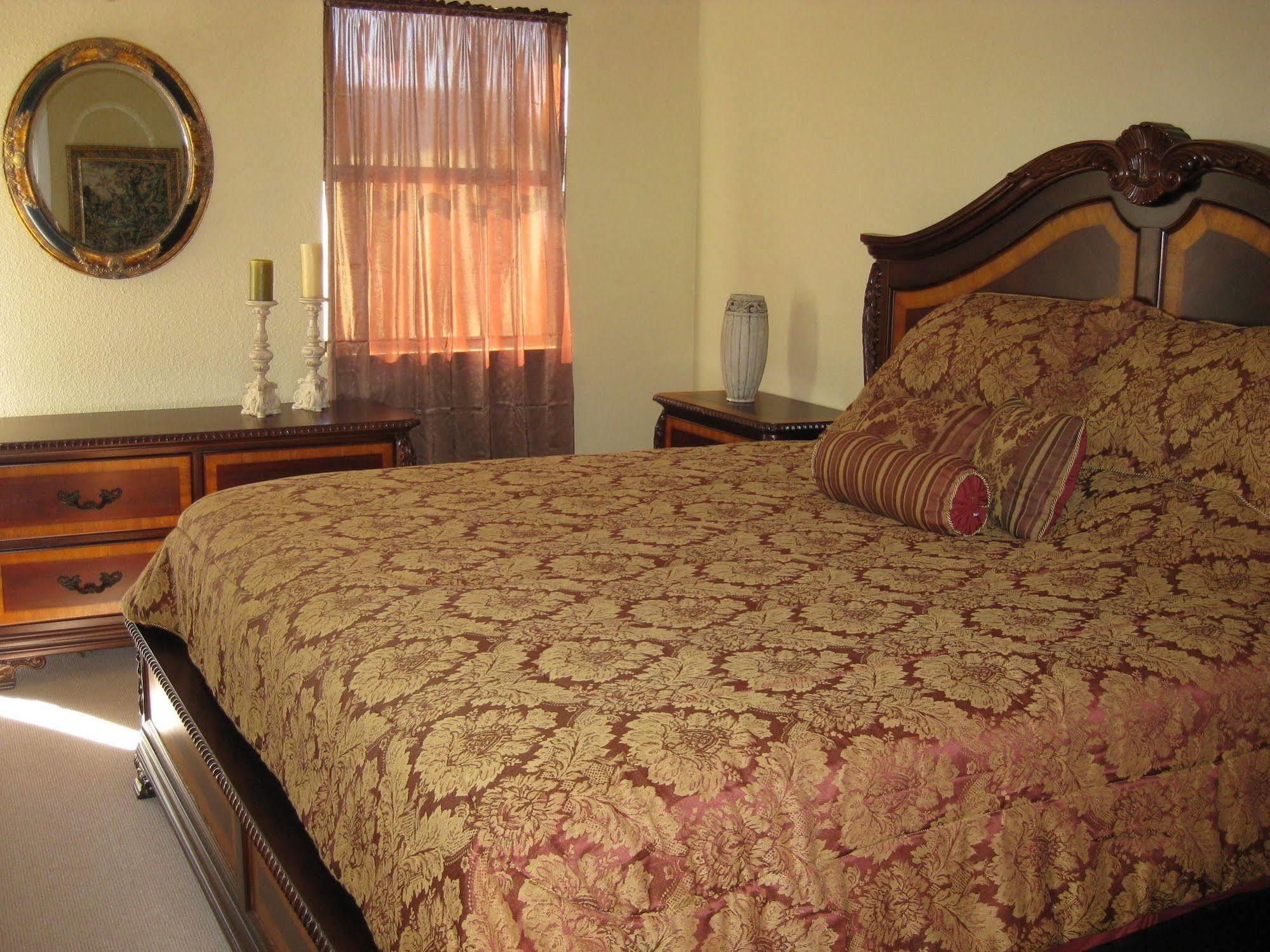 Square Inn Wimberley Dış mekan fotoğraf