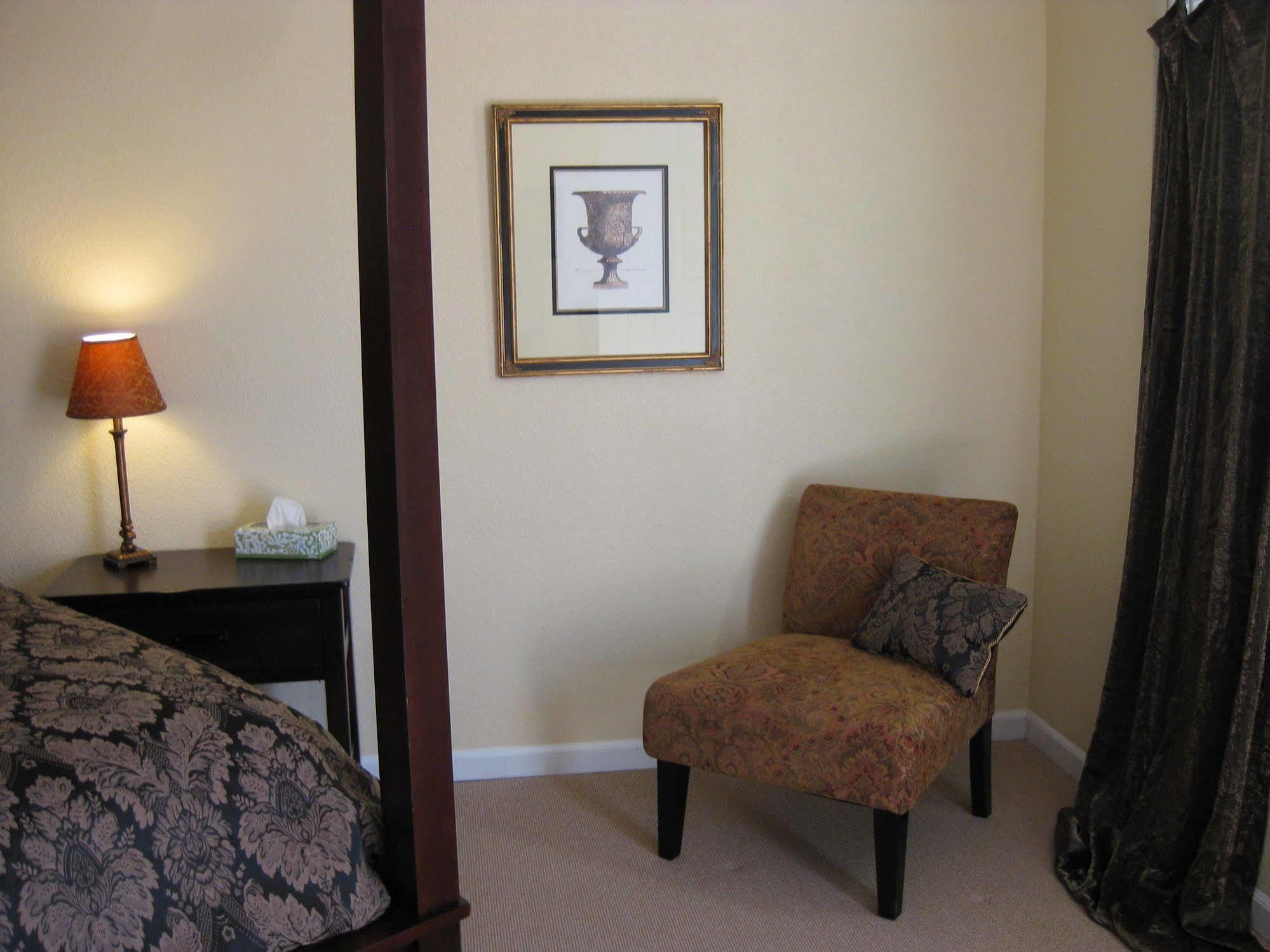 Square Inn Wimberley Dış mekan fotoğraf