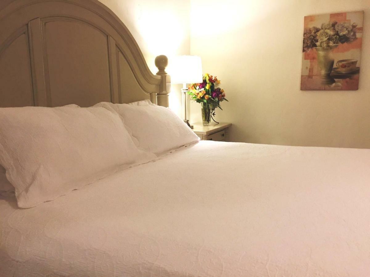 Square Inn Wimberley Dış mekan fotoğraf