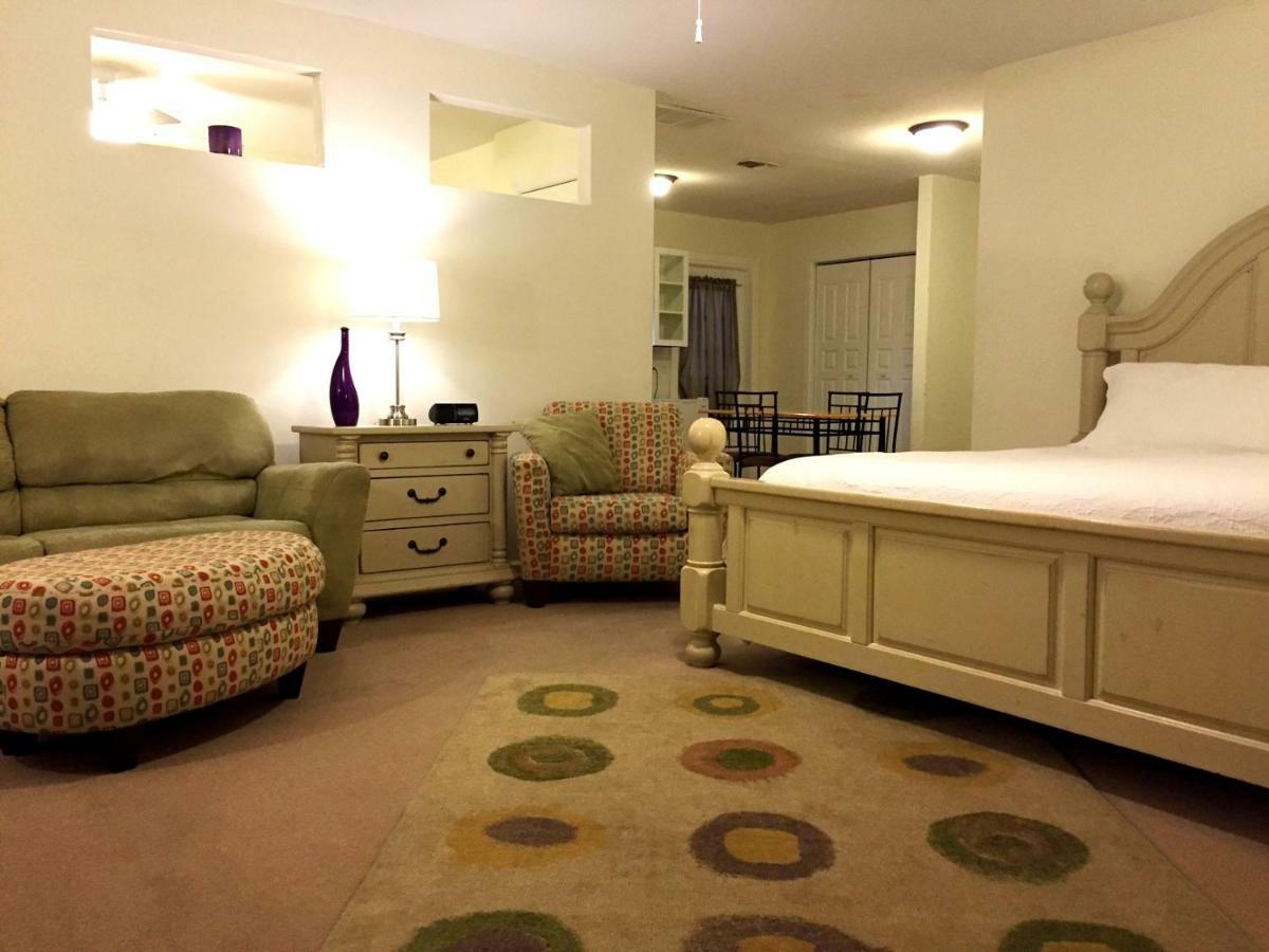 Square Inn Wimberley Dış mekan fotoğraf